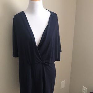 Navy Romper - Perfect for Nursing
